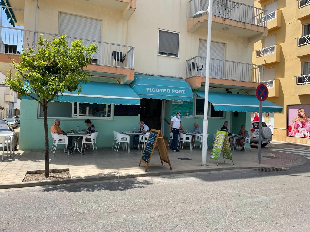 Picoteo Port